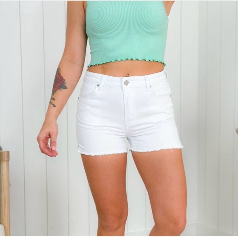 Zenana Acid Washed Frayed Cut Off Hem Jean Shorts White XL New No Tags